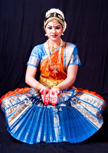 Mahima Balaraj: Performed Arangetram on August 22, 2010 Mahima Balaraj
